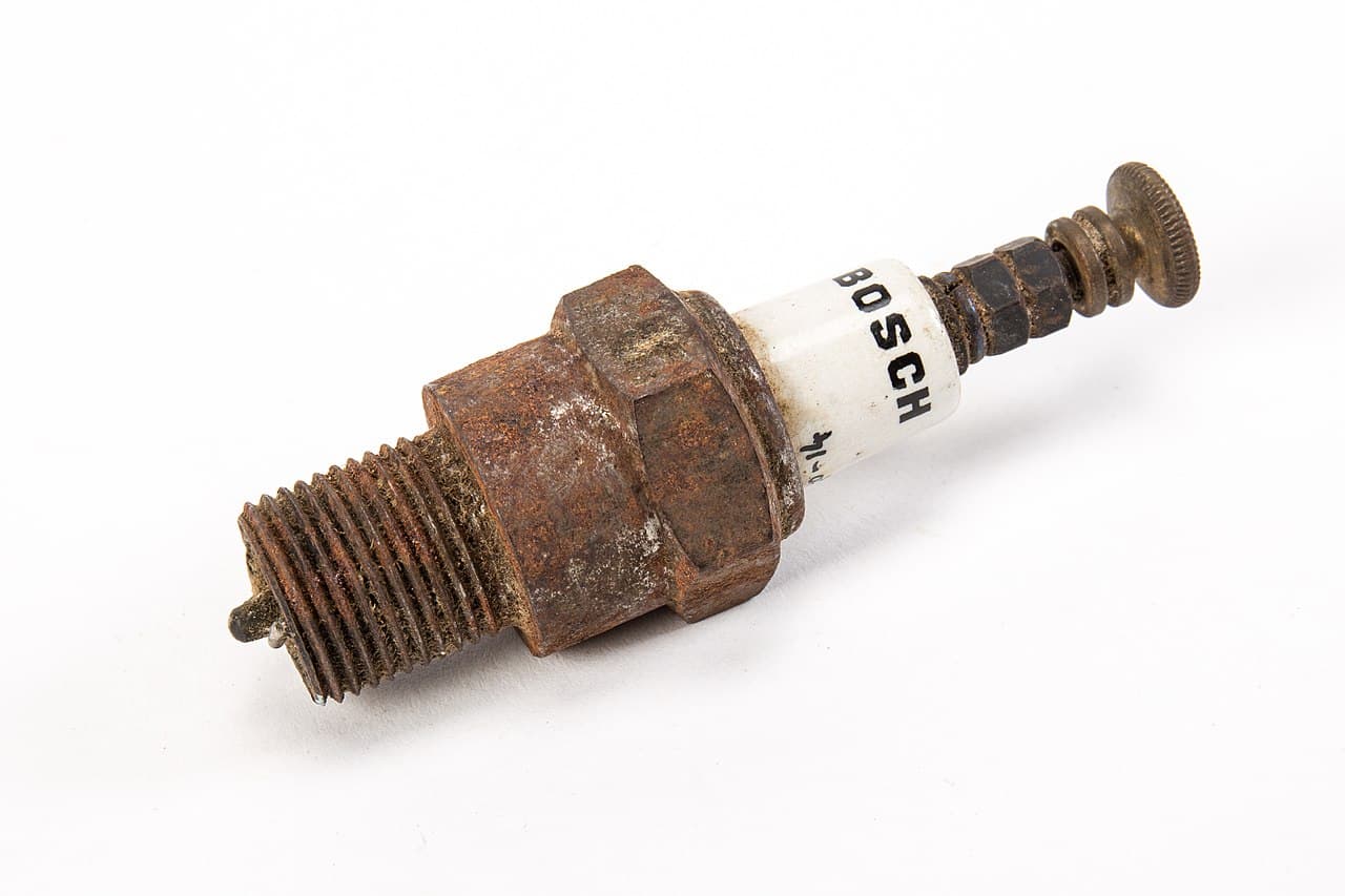 Automotive spark plug