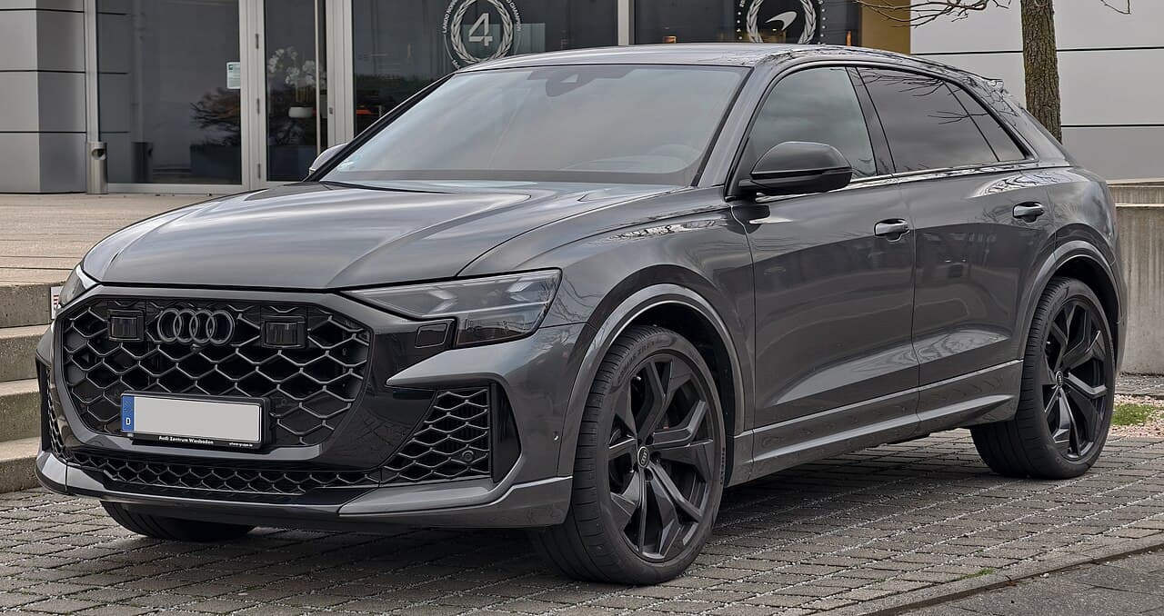2026 Audi RS Q8 exterior