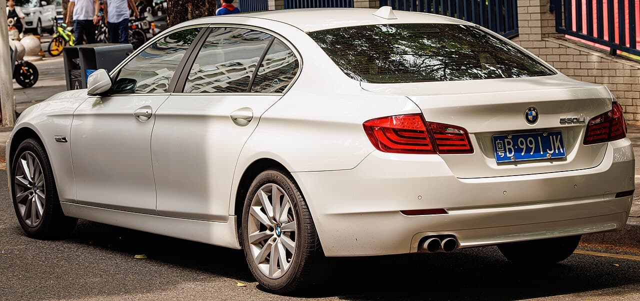 BMW 5 Series model reference