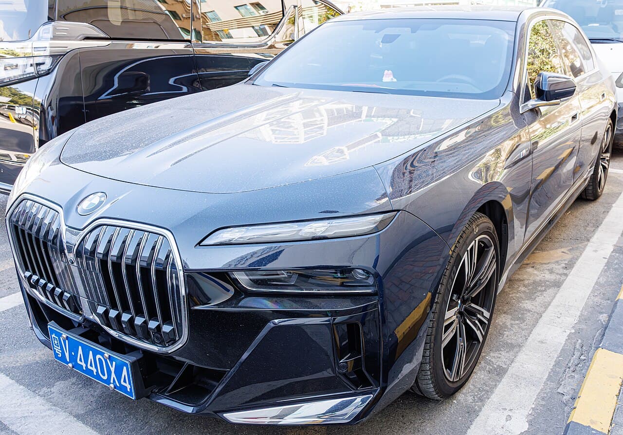 BMW 7 Series model reference