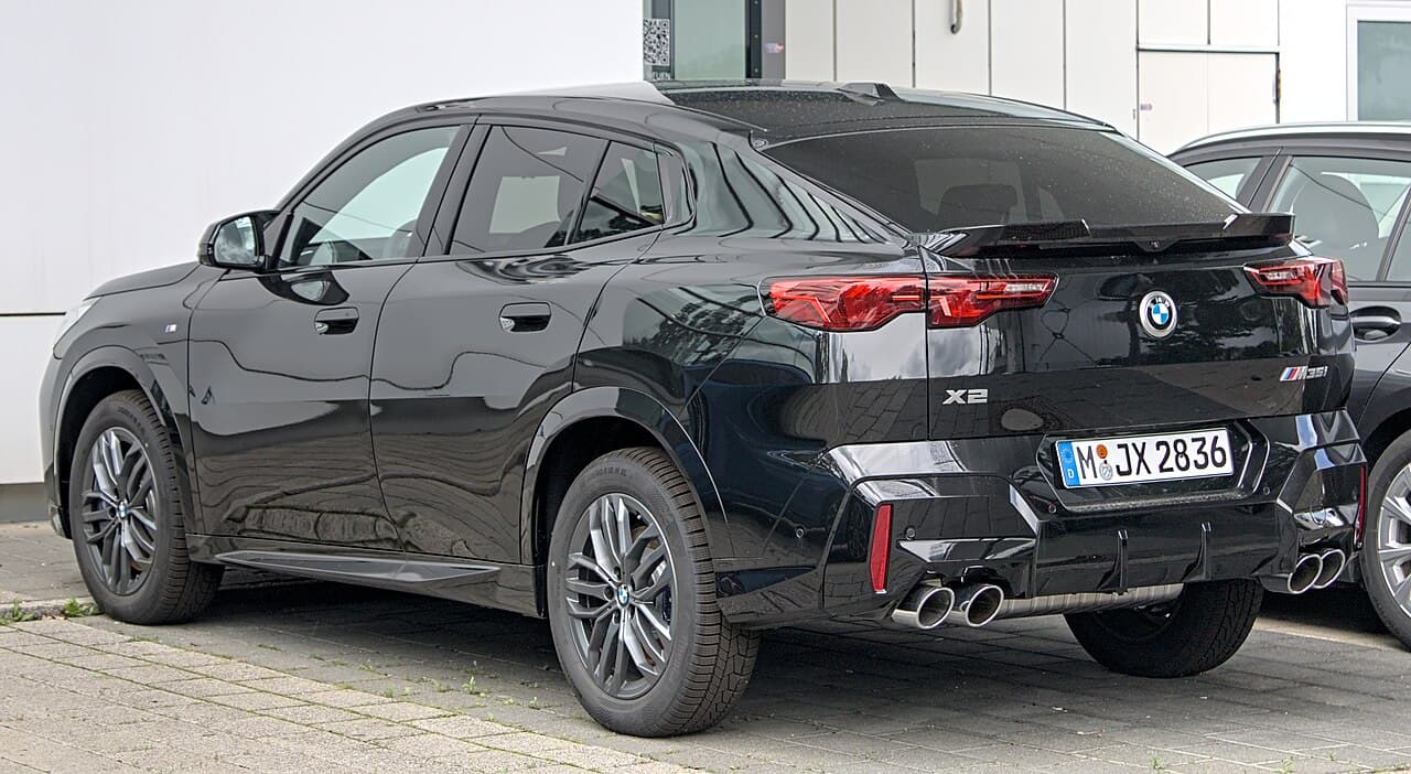 BMW X2 model reference