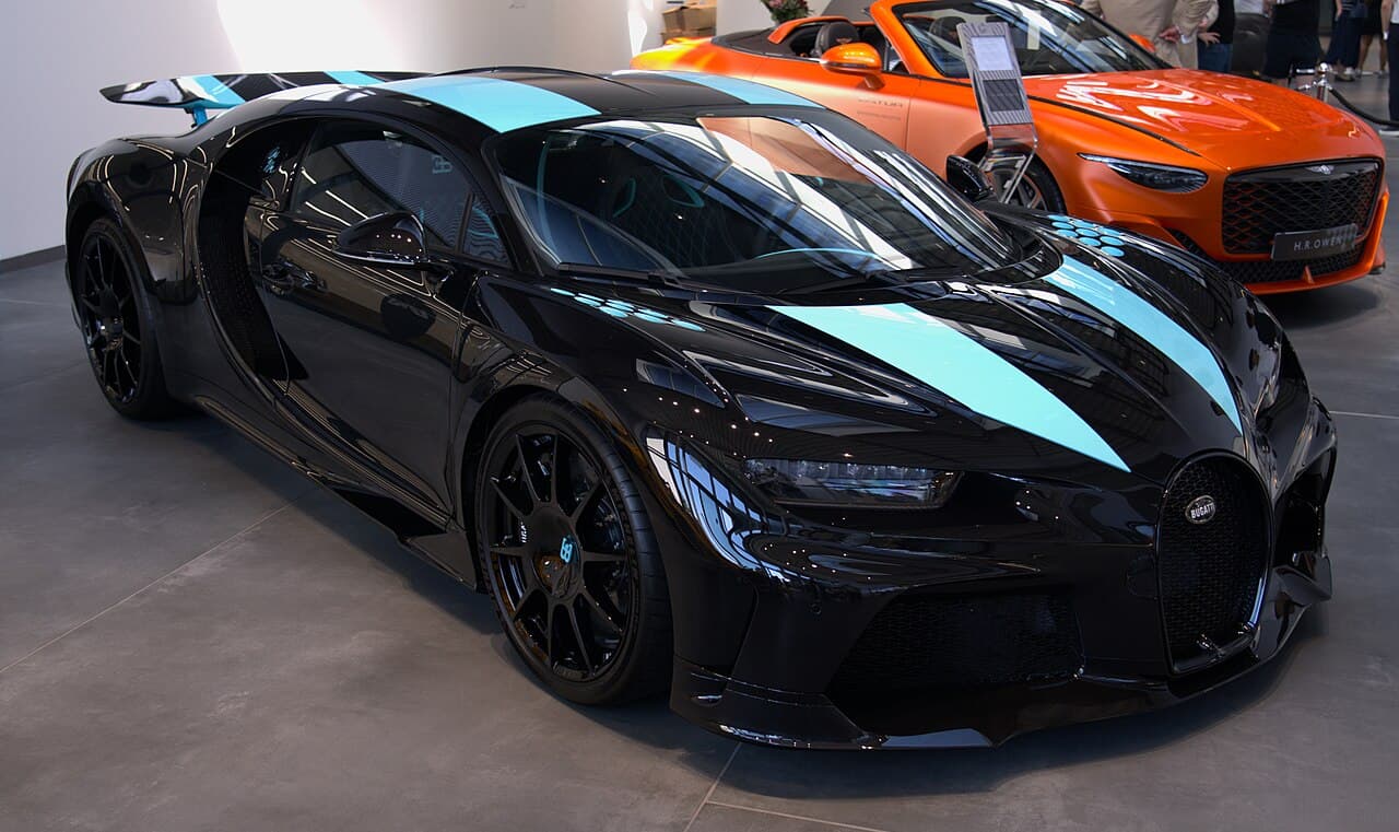 2024 Bugatti Chiron exterior