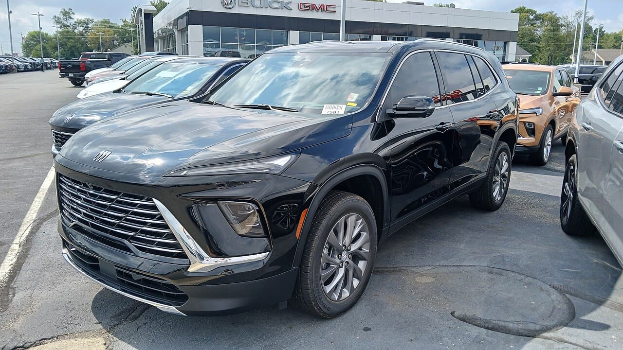 2025 Buick Enclave exterior