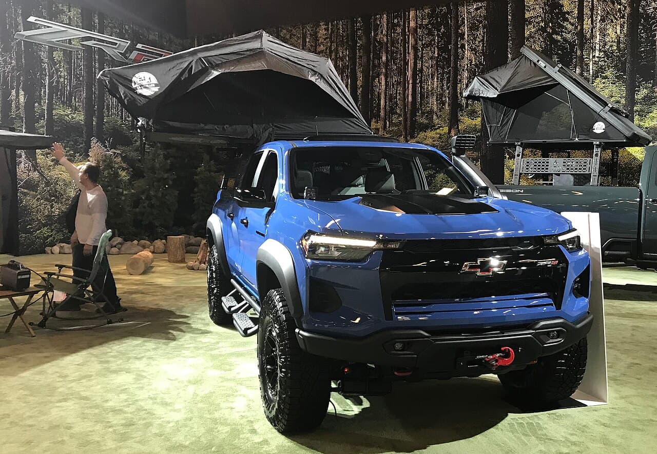 2026 Chevrolet Colorado exterior