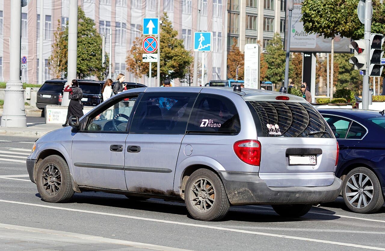 2025 Chrysler Voyager exterior