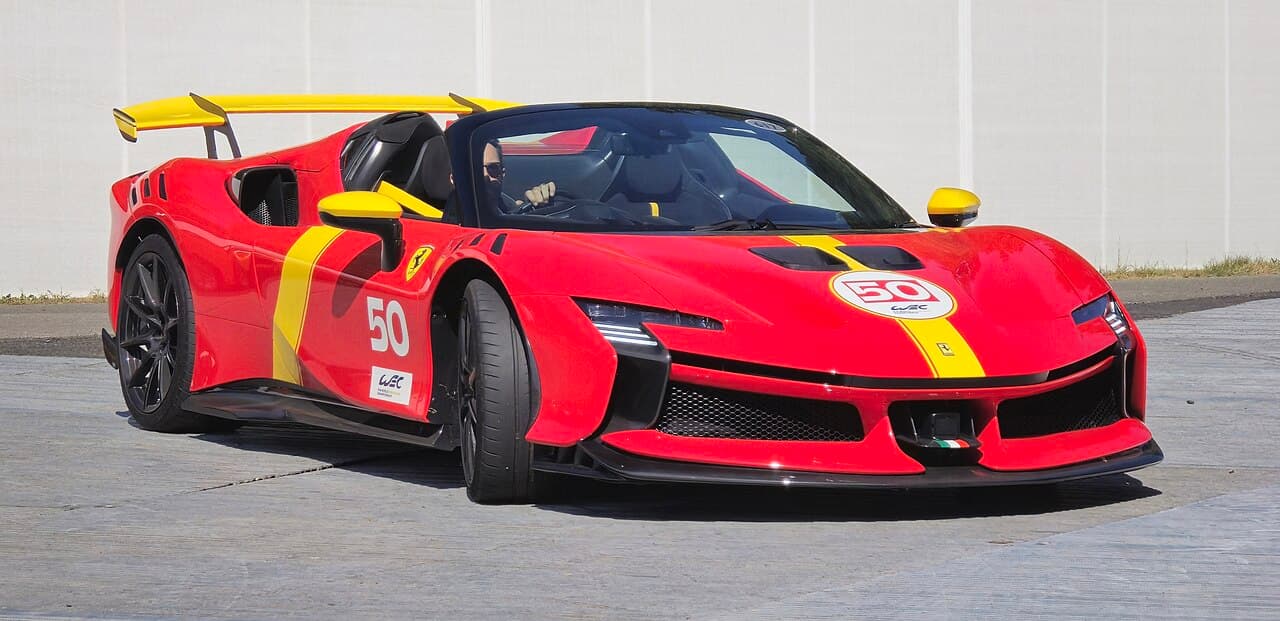 2025 Ferrari SF90 exterior