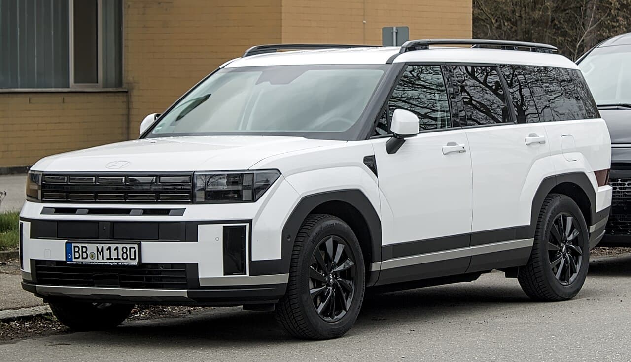 2024 Hyundai Santa Fe exterior