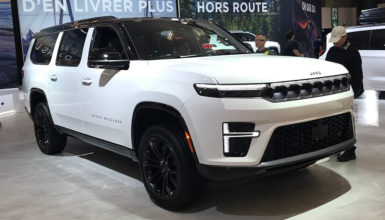2026 Jeep Grand Wagoneer exterior
