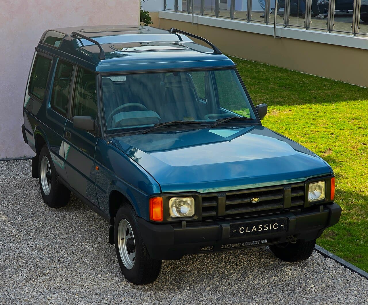 Land Rover Discovery model reference