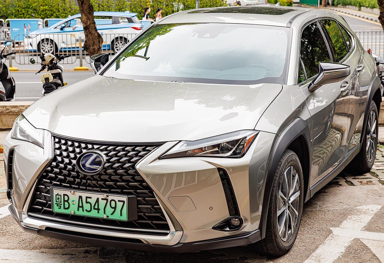 Lexus UX model reference