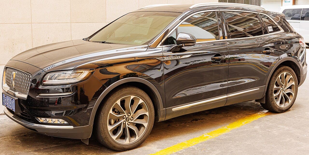 Lincoln Nautilus model reference