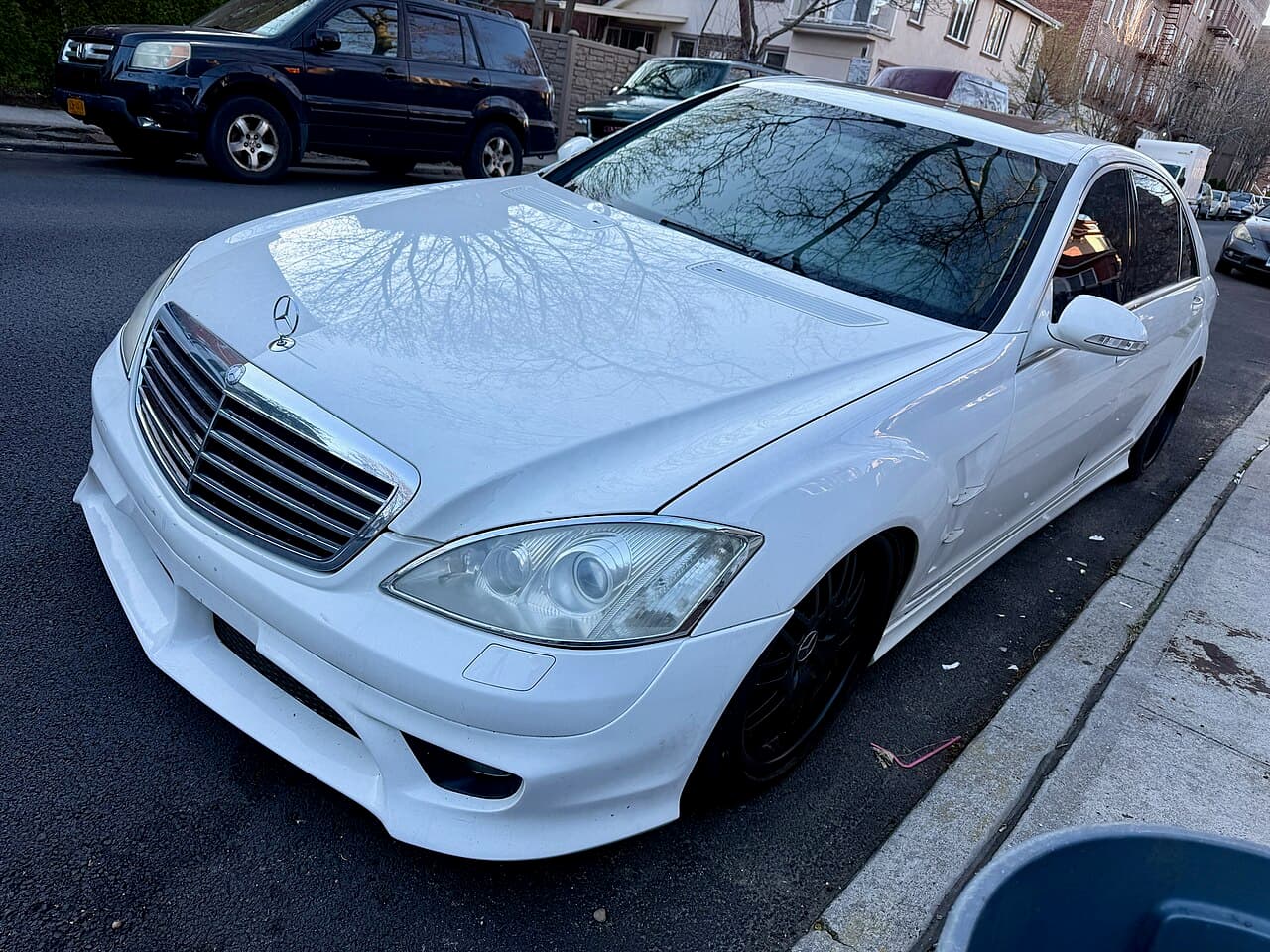 2025 Mercedes-Benz C-Class exterior