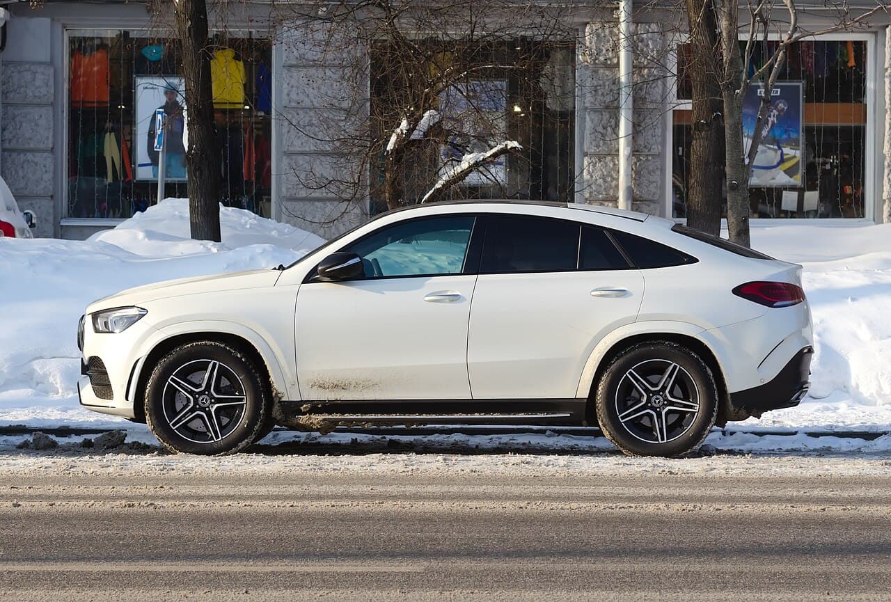 2026 Mercedes-Benz GLC-Class exterior