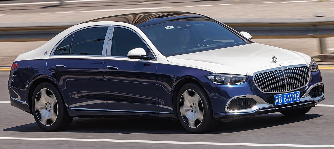 Mercedes-Benz S-Class model reference