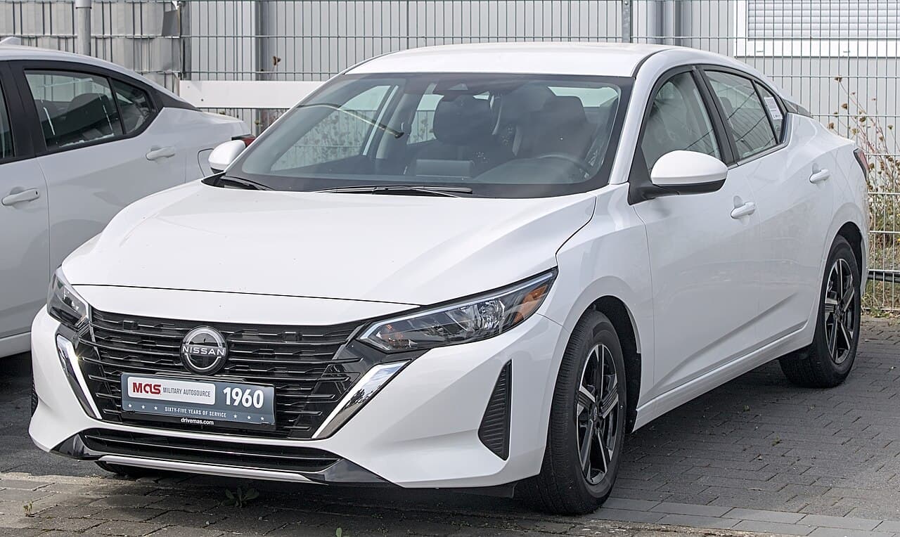 Nissan Sentra 2024, экстерьер