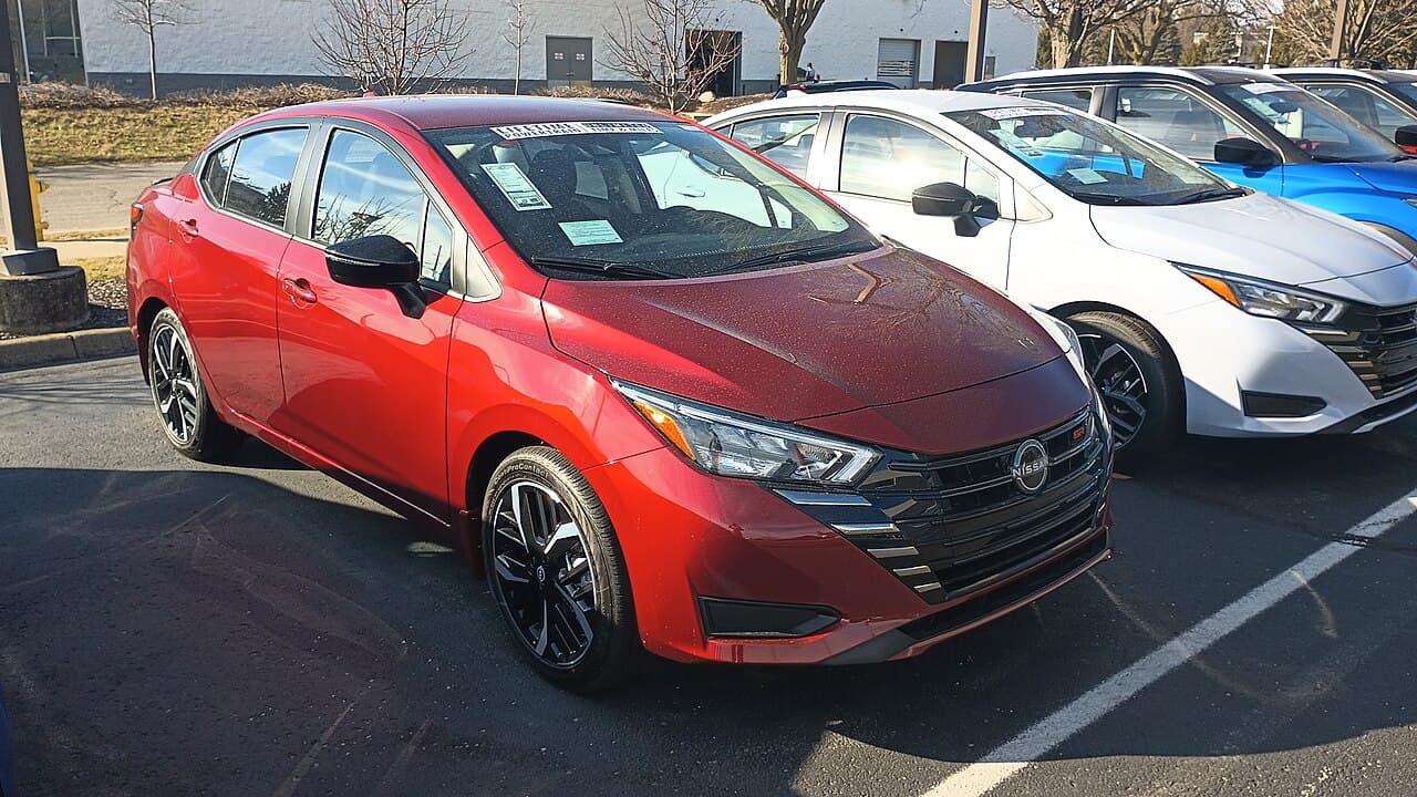 2024 Nissan Versa exterior