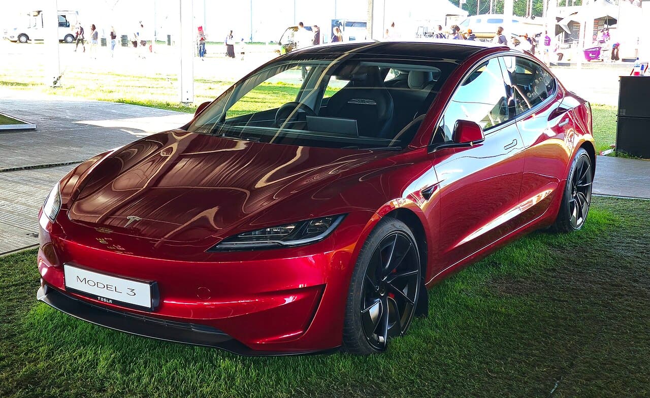 2024 Tesla Model 3 exterior