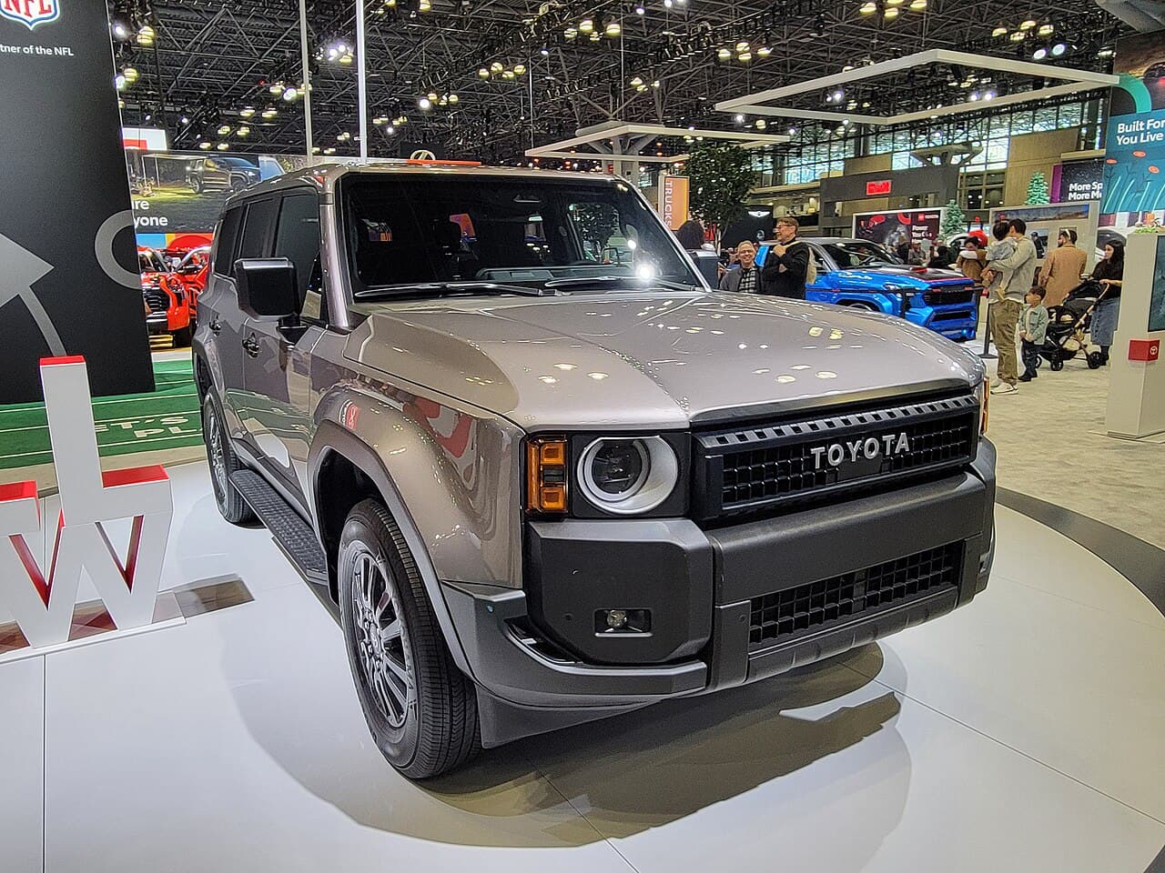 2024 Toyota Land Cruiser exterior