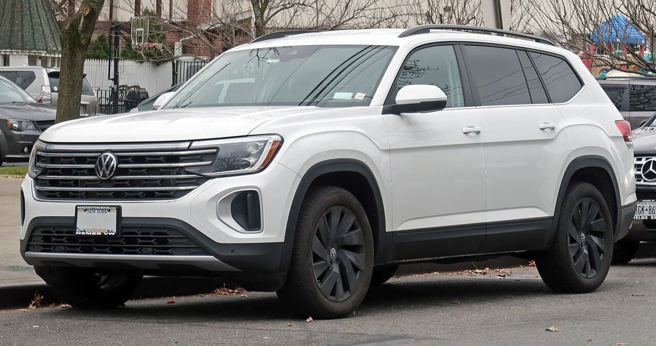 2024 Volkswagen Atlas exterior
