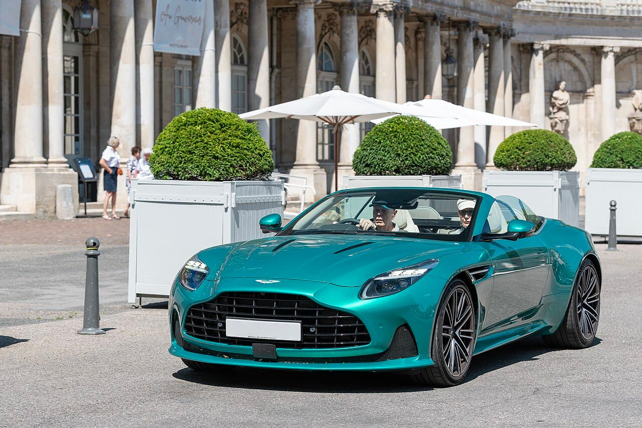 Aston Martin DB12 S model reference
