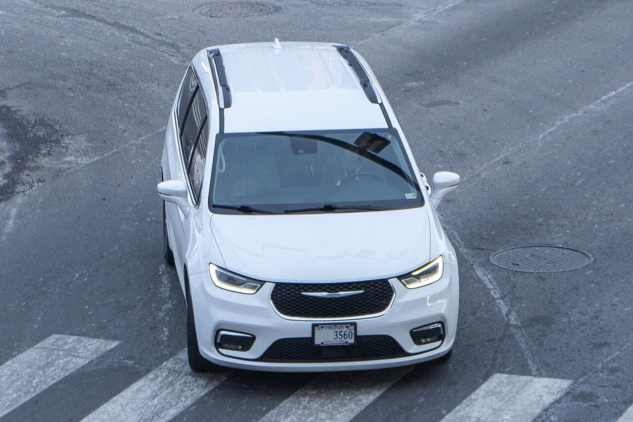 Chrysler Pacifica model reference