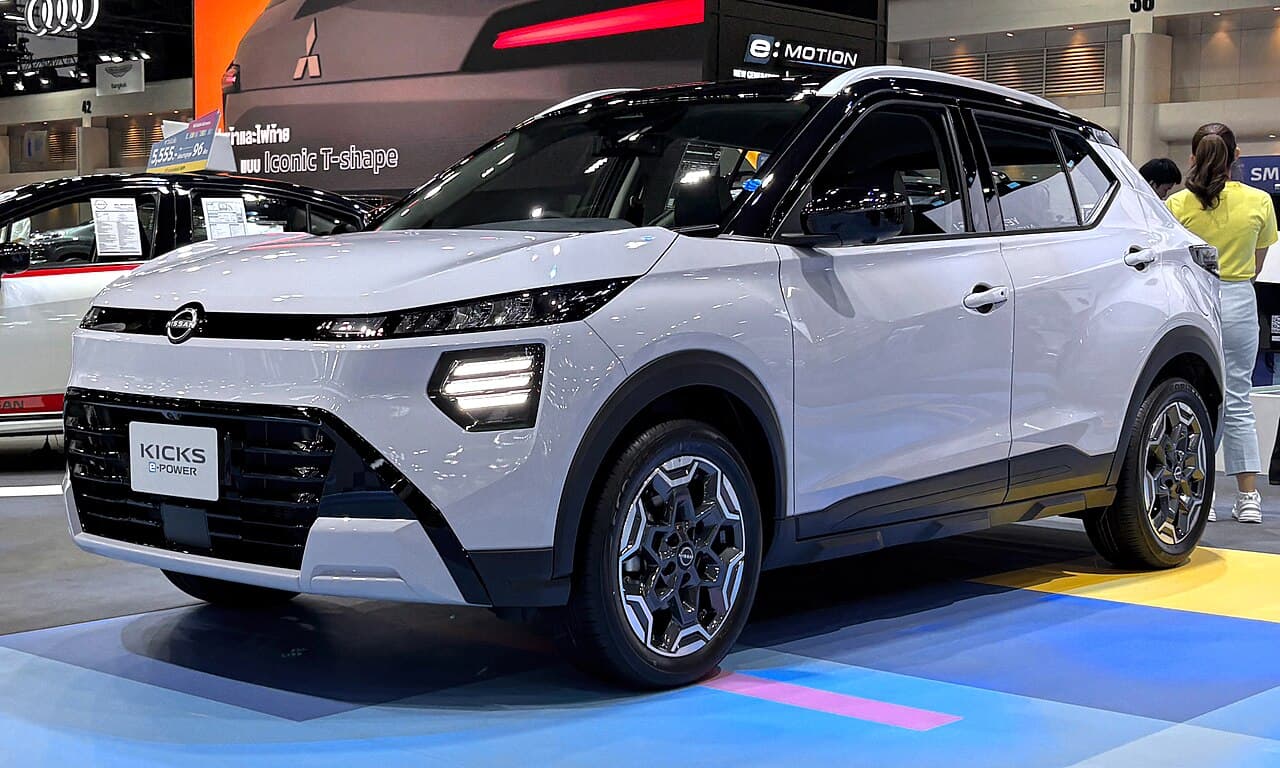 2026 Nissan Kicks exterior